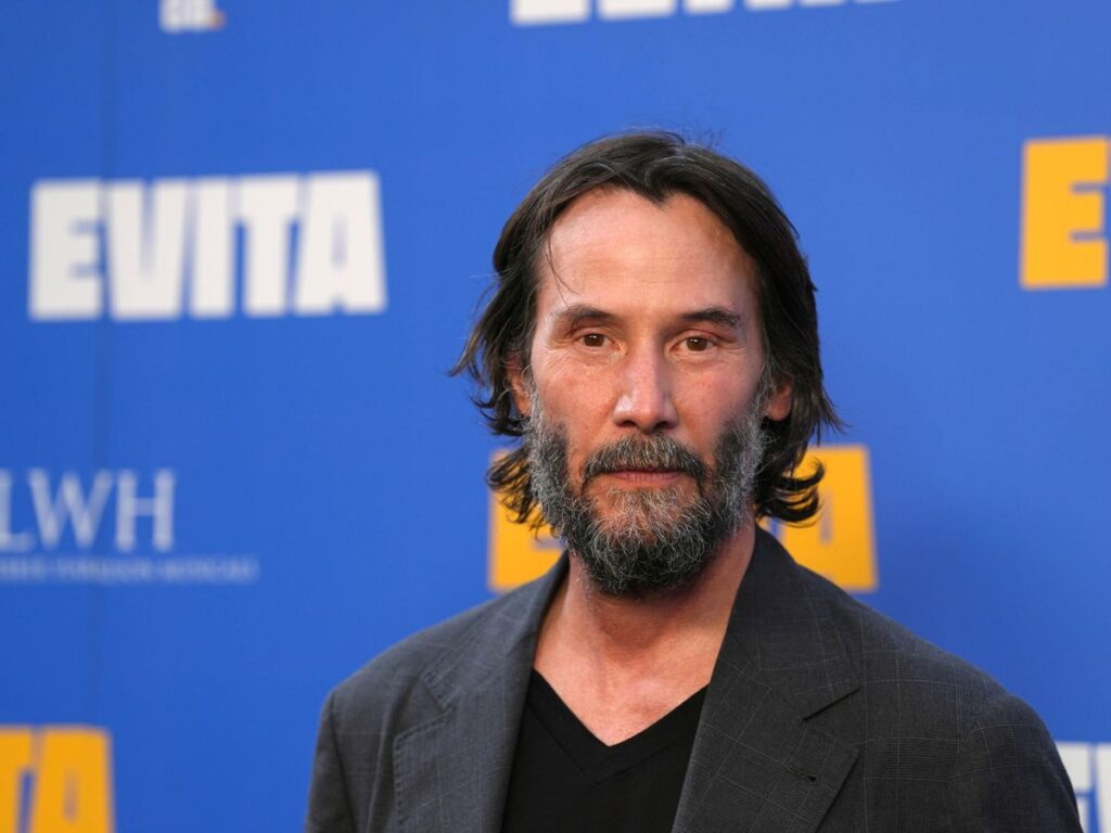 mujer causa caos en encuentro con Keanu Reeves: intentó abordar el auto del actor mientras gritaba que era “su esposa” f.elconfidencial.com original 242 889 7a3 2428897a3f8fae0cad8d7c0bec79d27f